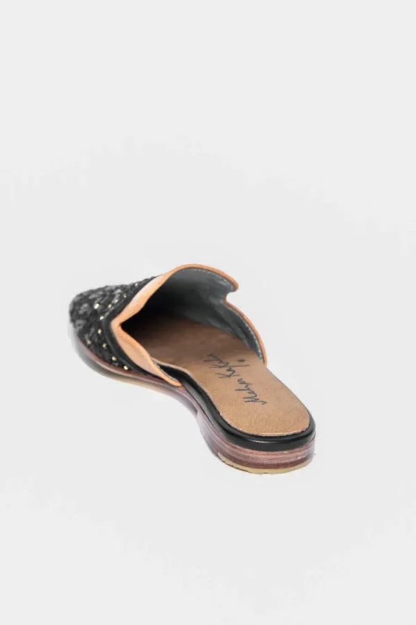 Mules Meher Kakalia ricamata nera paraty slipper