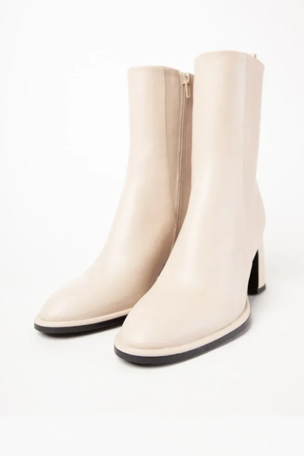 Stivaletto Tronchetto Equitare da donna in pelle color crema ELEANOR